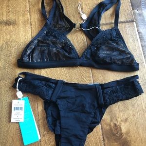 Beach bunny bikini set